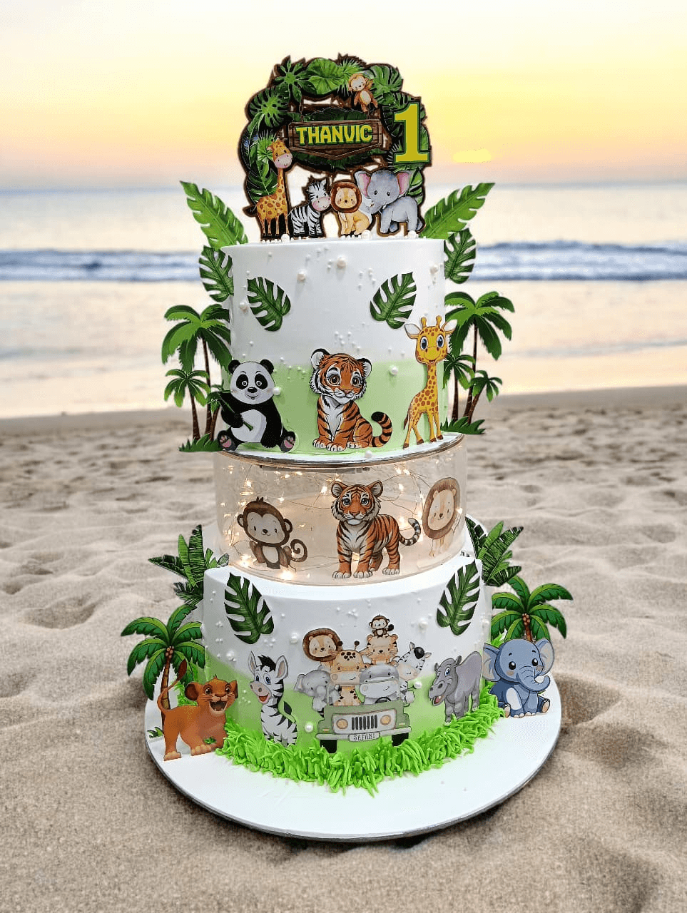 Jungle Theme Cake Design 2