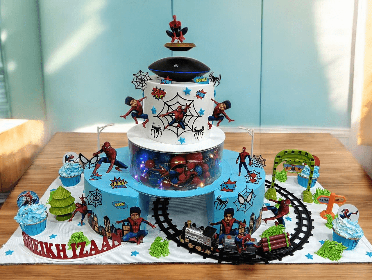 Spiderman Theme Cake